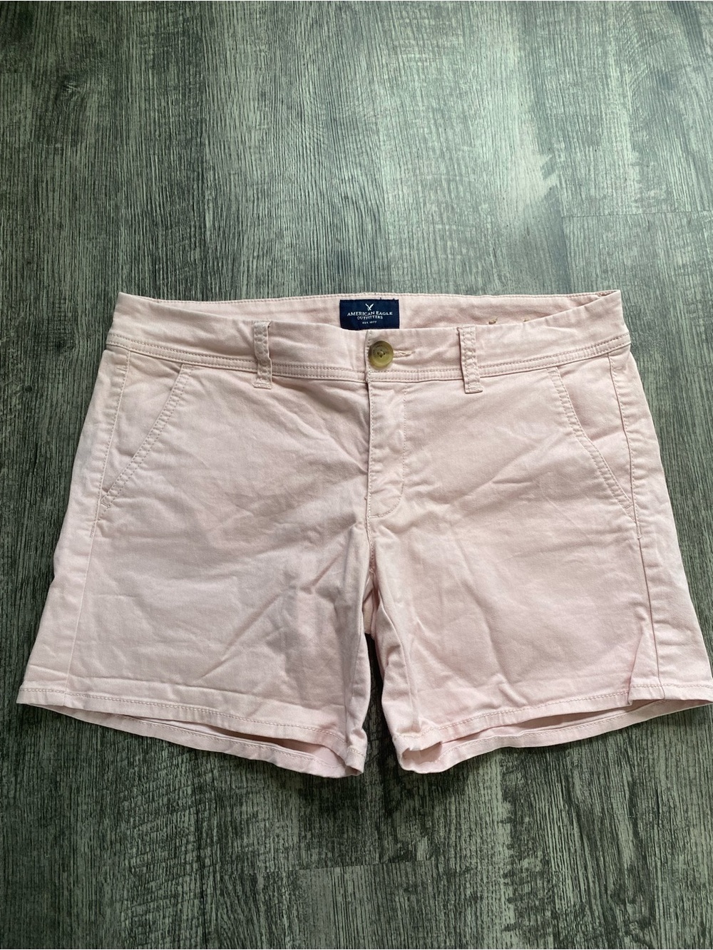 American Eagle Midi Women's Size 6 Blush Pink Stretch Chino Shorts NWOT
